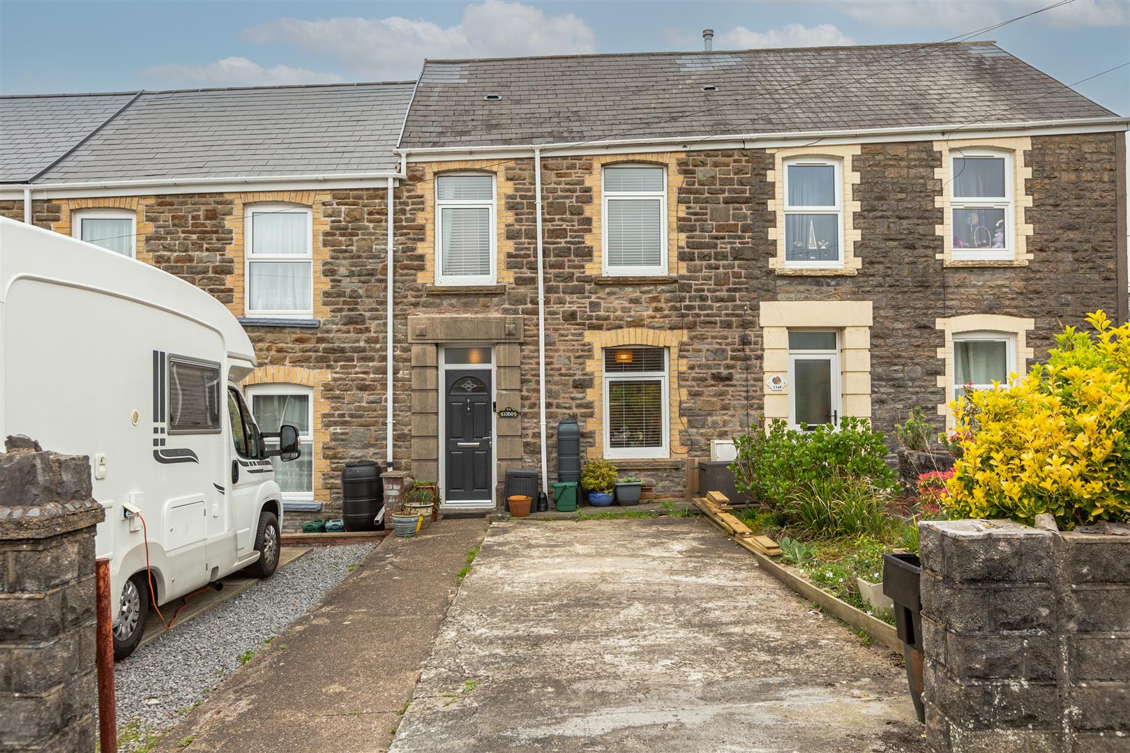 Carmarthen Road, Fforestfach, Swansea, SA5 4BR